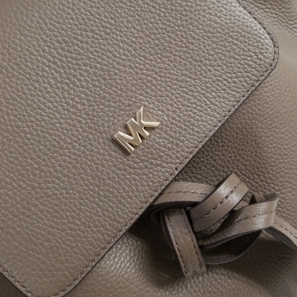 Michael Kors Junie - Picture 5 of 8